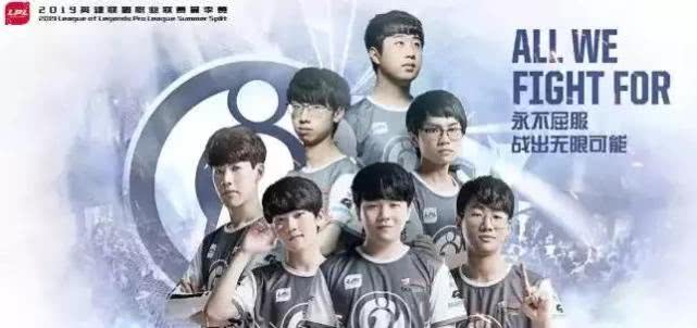 反顾地冲上 反顾地冲上