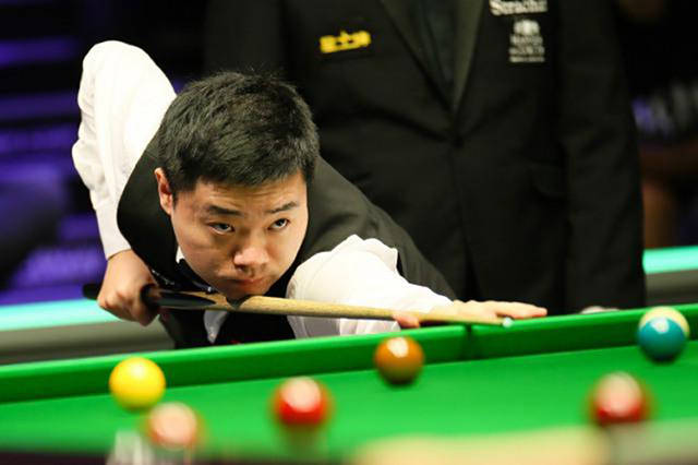 面对他时选 面对他时选