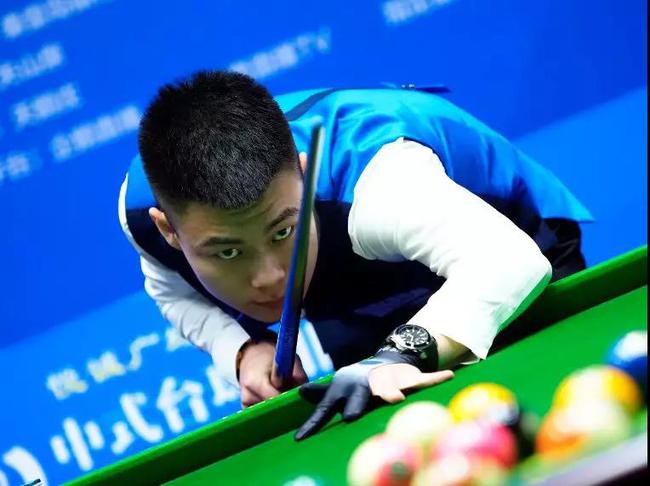 他用行动诠 他用行动诠