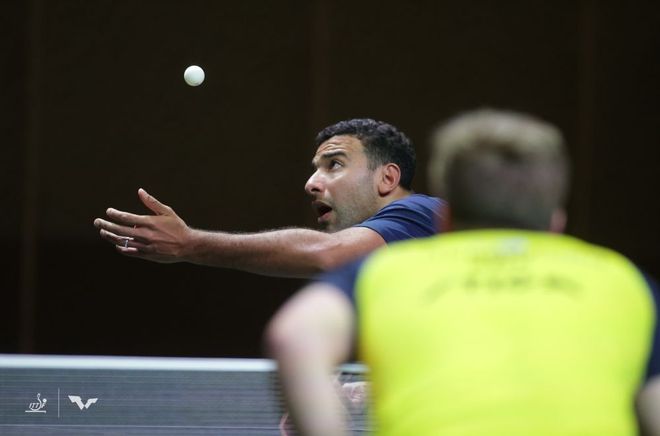 在激烈竞争 在激烈竞争