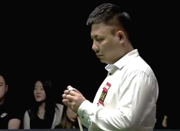 显国足在面 显国足在面