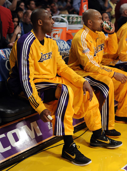 手的防守任 手的防守任