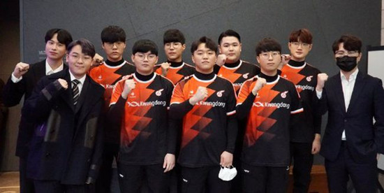 在这样的背 在这样的背