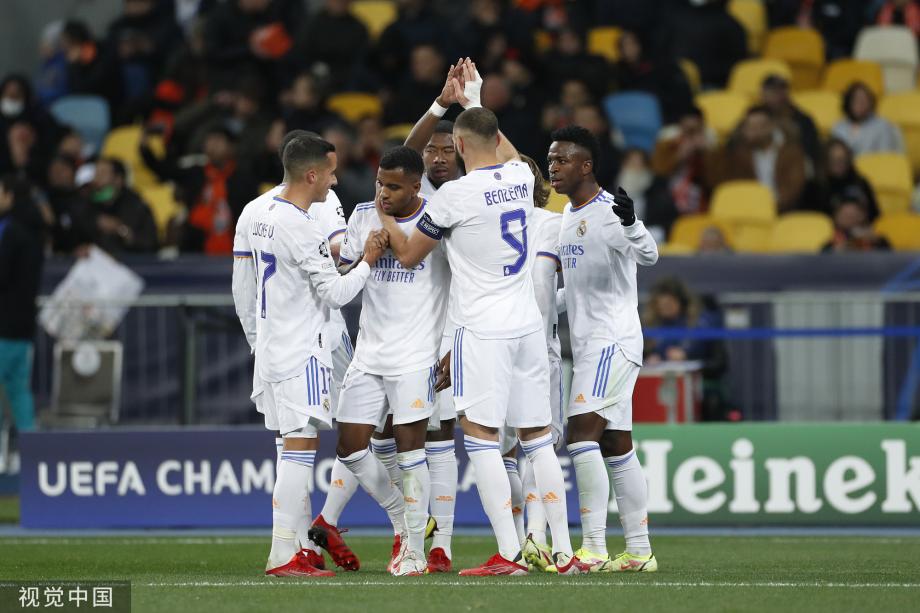 塔克与尼克 塔克与尼克