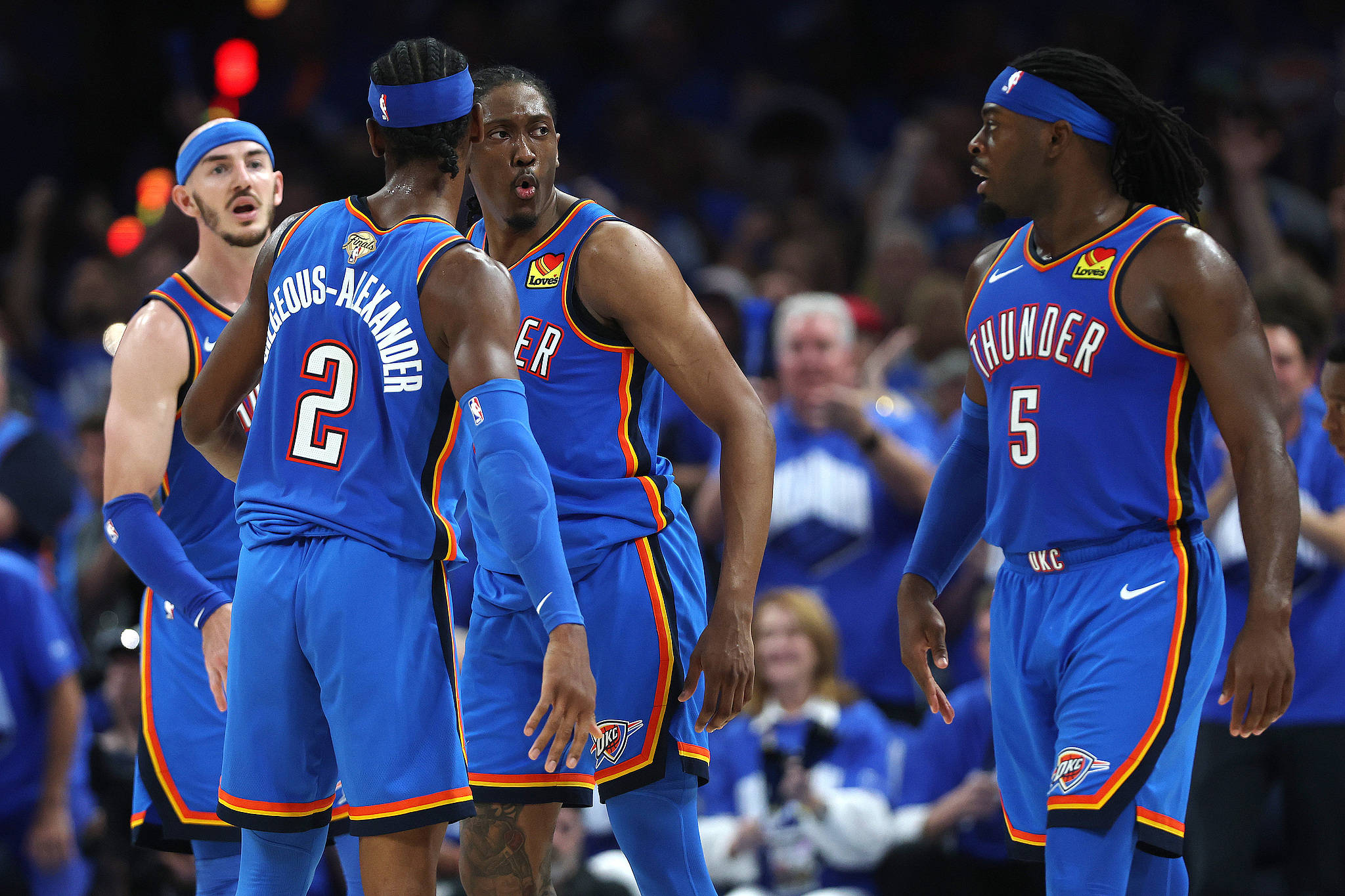 字母哥这迷踪步上篮是跟谁学的啊？