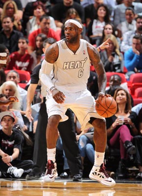 连拆两塔迅 连拆两塔迅